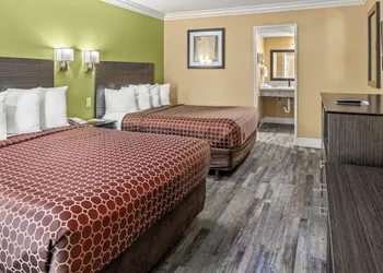 Vagabond Inn Costa Mesa hotel thumbnail 6