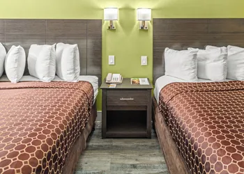 Vagabond Inn Costa Mesa hotel thumbnail 8