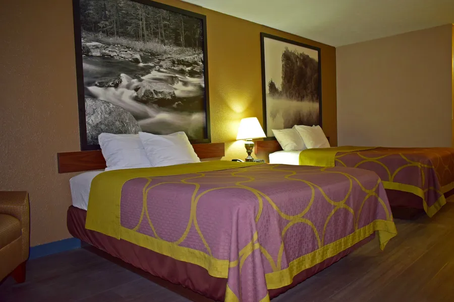 Super 8 by Wyndham Fort Chiswell/Wytheville Area hotel detail image 6