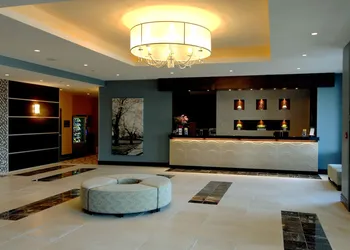 Comfort Hotel Bayer's Lake hotel thumbnail 2