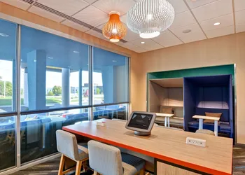 Tru By Hilton Syracuse North Airport Area hotel thumbnail 5