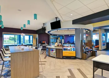 Tru By Hilton Syracuse North Airport Area hotel thumbnail 6
