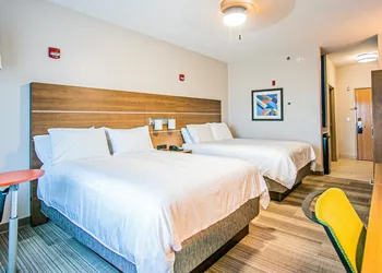 Holiday Inn Express Hotel & Suites South Padre Island by IHG hotel thumbnail 7
