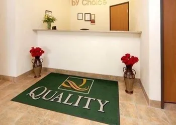 Quality Inn Durand I-69 hotel thumbnail 4