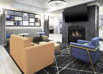 Hampton Inn Bryant hotel thumbnail 3