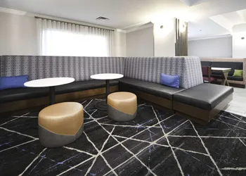 Hampton Inn Bryant hotel thumbnail 4