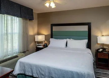 Homewood Suites by Hilton Portland hotel thumbnail 5