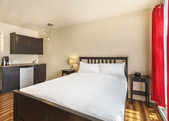 Hotel Universel hotel thumbnail 8