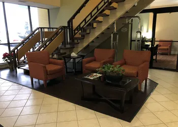 Baymont by Wyndham Kokomo hotel thumbnail 3