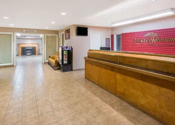 London Travel Inn hotel thumbnail 2