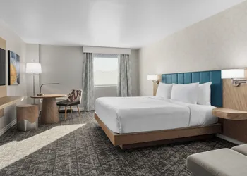 DoubleTree by Hilton Salisbury hotel thumbnail 4