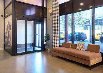 The Lodge Red Hook hotel thumbnail 2