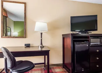 Landmark Hotel Dallas - Addison hotel thumbnail 8