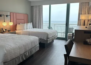Hampton Inn Virginia Beach-Oceanfront South hotel thumbnail 8
