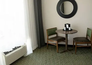 Holiday Inn Express & Suites Port Aransas/Beach Area by IHG hotel thumbnail 4