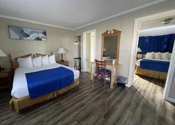 Studio 9 Fort Bragg, LLC. hotel thumbnail 5