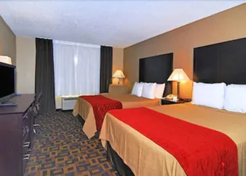 Quality Inn Lincolnton hotel thumbnail 8