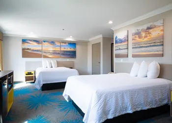 Days Inn by Wyndham Santa Monica hotel thumbnail 8