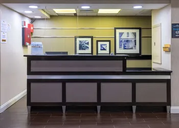 Baymont by Wyndham Saraland hotel thumbnail 2