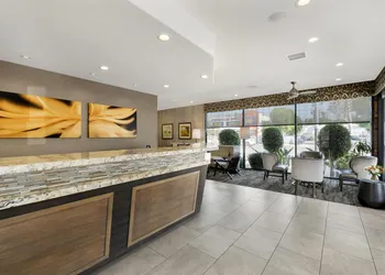 Best Western Plus Carriage Inn hotel thumbnail 2