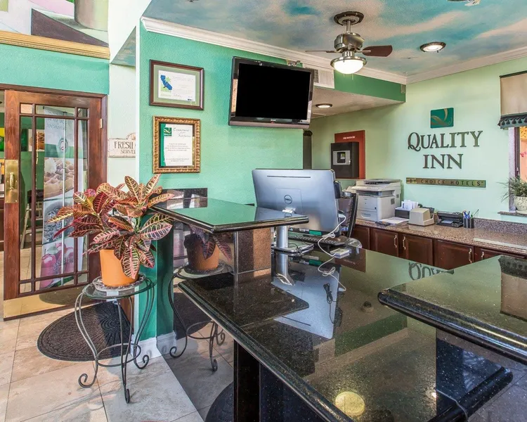 Quality Inn Hemet - San Jacinto hotel detail image 2