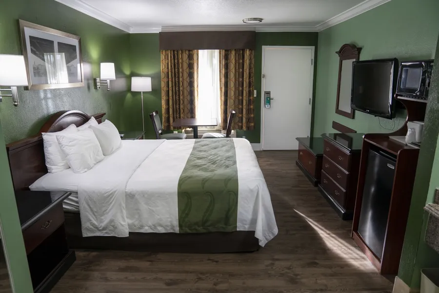 Quality Inn Hemet - San Jacinto hotel detail image 6