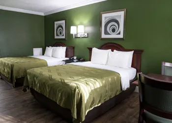 Quality Inn Hemet - San Jacinto hotel thumbnail 7