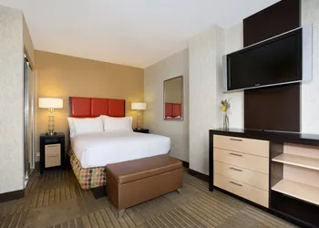 Holiday Inn Express Denver Downtown by IHG hotel thumbnail 2
