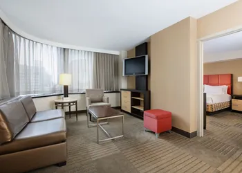 Holiday Inn Express Denver Downtown by IHG hotel thumbnail 5