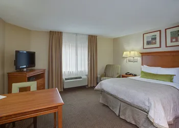 Candlewood Suites Richmond Airport by IHG hotel thumbnail 5