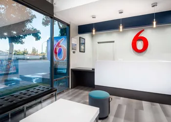Motel 6 Anaheim, CA - Convention Center hotel thumbnail 2