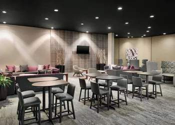 Courtyard by Marriott Milwaukee Downtown hotel thumbnail 3