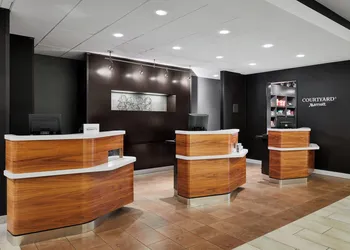 Courtyard by Marriott Milwaukee Downtown hotel thumbnail 4