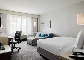 Courtyard by Marriott Milwaukee Downtown hotel thumbnail 7