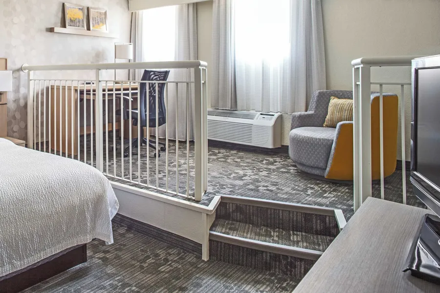 Courtyard by Marriott Columbus Downtown hotel detail image 6
