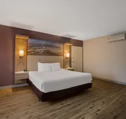 Best Western Diamond Bar Hotel & Suites hotel detail image 4