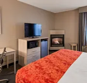 Best Western Plus New Cumberland Inn & Suites hotel detail image 5