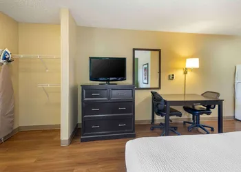 Extended Stay America Suites Bakersfield California Avenue hotel thumbnail 6