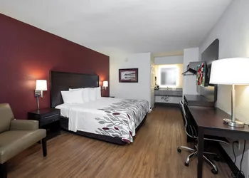 Red Roof Inn Gulf Shores hotel thumbnail 3