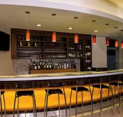 SpringHill Suites by Marriott New York LaGuardia Airport hotel detail image 4
