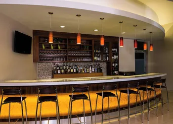 SpringHill Suites by Marriott New York LaGuardia Airport hotel thumbnail 4
