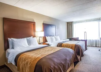 Quality Inn & Suites Orland Park - Chicago hotel thumbnail 8