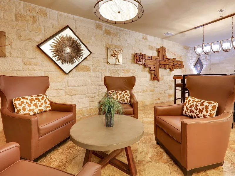 Comfort Suites Arlington - Entertainment District hotel detail image 2