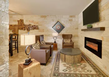 Comfort Suites Arlington - Entertainment District hotel thumbnail 3