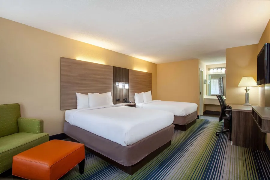 Baymont by Wyndham McDonough hotel detail image 6
