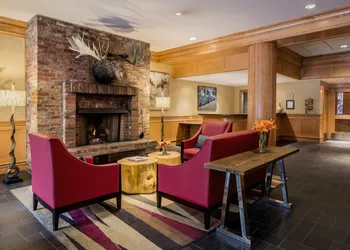 Whistler Village Inn And Suites hotel thumbnail 4