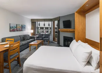 Whistler Village Inn And Suites hotel thumbnail 8