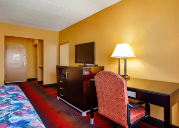 Rodeway Inn Meadowlands hotel thumbnail 6