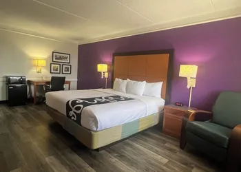 La Quinta Inn by Wyndham Amarillo Mid-City hotel thumbnail 5