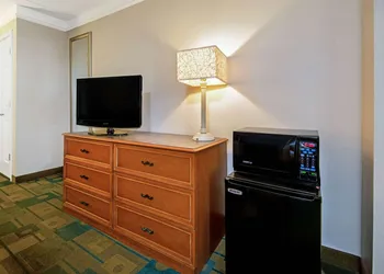 La Quinta Inn by Wyndham Amarillo Mid-City hotel thumbnail 8